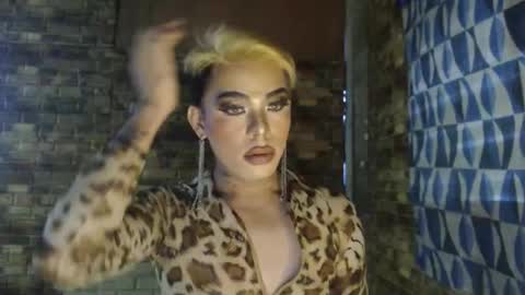 SAM online show from February 1, 10:30 pm