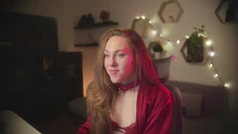 hahayessihaveone online show from October 29, 10:30 pm