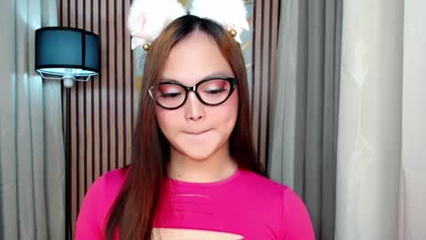 haily online show from July 23, 10:35 am
