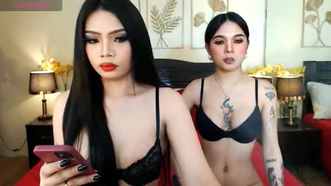 YOUR SIDECHIC HAILEY online show from March 19, 7:25 pm