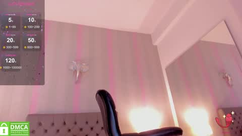Snapshot of halanaa chatting on December 18, 8:53 am Halanna online show from December 18, 8:53 am