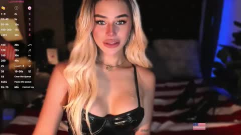 zyragoddes online show from October 13, 2:03 am