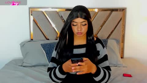 Hanz  online show from December 6, 9:05 am