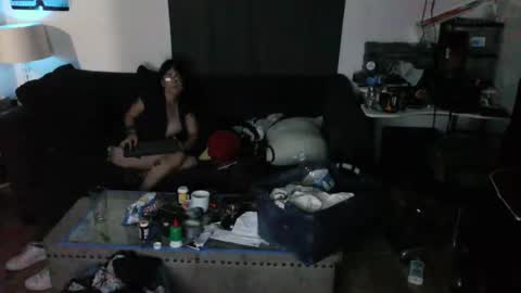 Snapshot of harmony792455 chatting on October 28, 4:10 am harmony792455 online show from October 28, 4:10 am