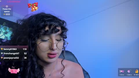Snapshot of heka_prudence chatting on December 6, 1:38 pm Heka Prudence online show from December 6, 1:38 pm