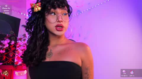 Snapshot of heka_prudence chatting on February 6, 3:37 am Heka Prudence online show from February 6, 3:37 am