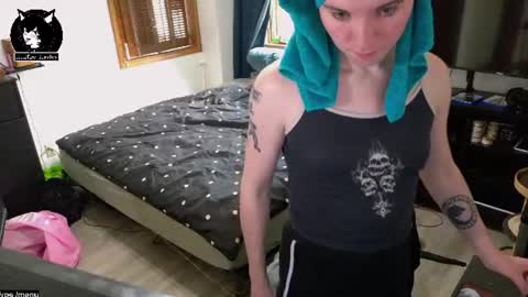 Hayley online show from August 7, 1:24 am