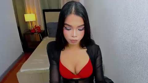 SAFIRA 3 online show from July 2, 2:44 pm