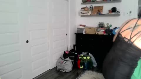 hightonight27 online show from October 23, 3:27 pm