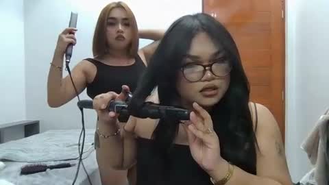 IM NEW HERE ITS ME GIA online show from June 18, 11:04 am