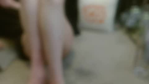 Holly Hawkes online show from April 1, 1:18 am