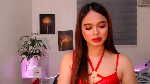 hollywoodstareme online show from July 21, 7:17 pm