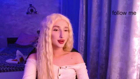 honey_sunset online show from October 24, 6:13 pm