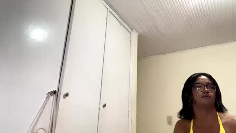 horny_brii online show from March 28, 11:27 pm