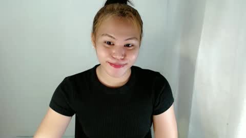 Selena online show from October 4, 6:09 pm