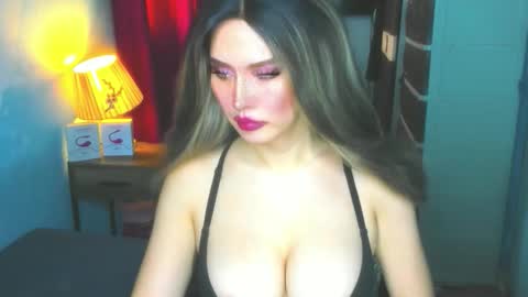 T A N Y A online show from April 11, 2:50 am