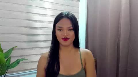 Snapshot of hottieelijah760282 chatting on September 13, 12:00 pm Maxine online show from September 13, 12:00 pm