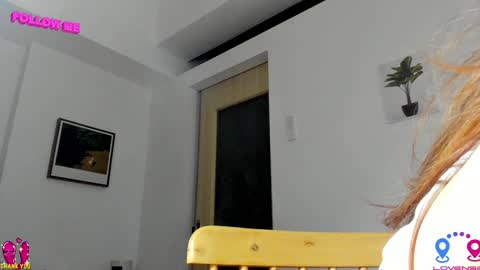 crishinahotty online show from December 16, 10:18 am