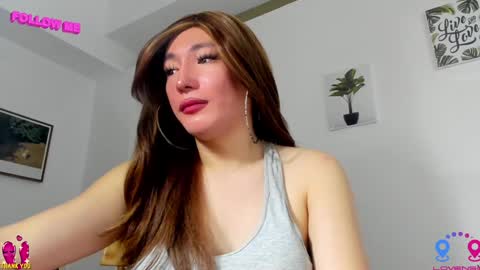 crishinahotty online show from December 24, 6:33 am