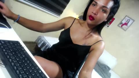 Precious online show from March 11, 12:39 pm