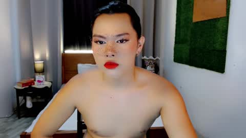 Snapshot of hugecock_nathalie15 chatting on September 12, 8:12 am nathalie online show from September 12, 8:12 am