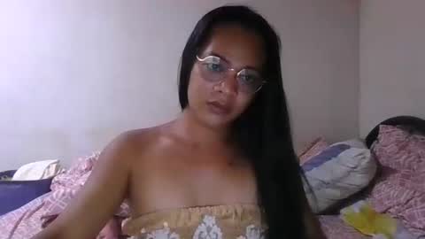 hugecockasian33 online show from October 27, 10:56 am