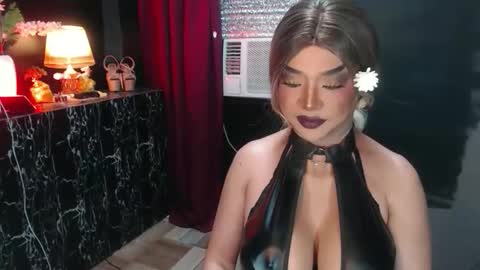 Christine online show from June 11, 12:32 am