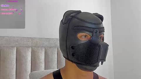 Juliiiiian online show from February 17, 2:02 pm