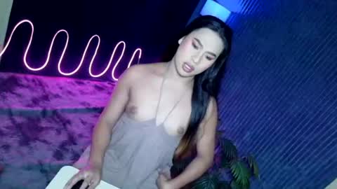 iamsinglepinay online show from June 23, 1:30 pm