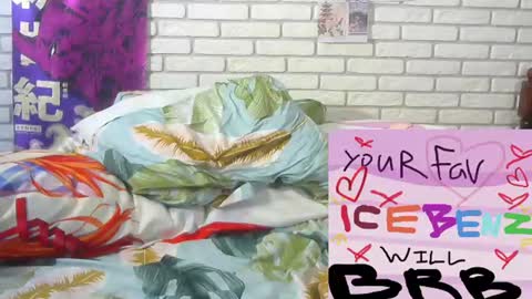 Jade online show from July 22, 1:04 pm