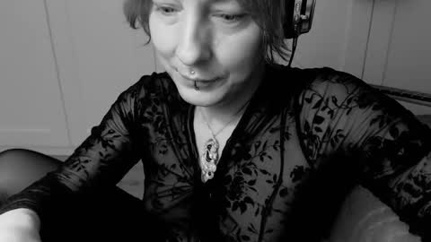 Ifk Donkeys online show from November 28, 9:27 pm