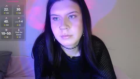 Snapshot of iintimate_flesh chatting on October 17, 9:35 am Vella online show from October 17, 9:35 am