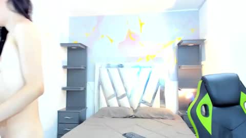 im_brittany_333 online show from January 19, 3:59 am