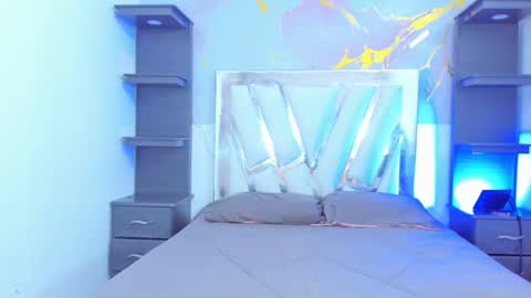 im_brittany_333 online show from January 31, 7:11 pm