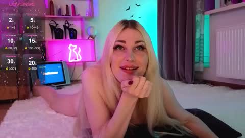  Dina  Help me reach 100 likes  online show from October 8, 9:38 pm