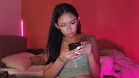 Snapshot of indiana_rouge chatting on October 17, 12:08 pm Indiana Rouge online show from October 17, 12:08 pm