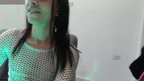 Isabella Hall online show from February 15, 11:03 pm