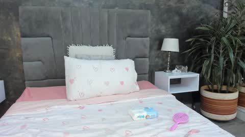 Isa Lancaster online show from March 19, 9:26 pm