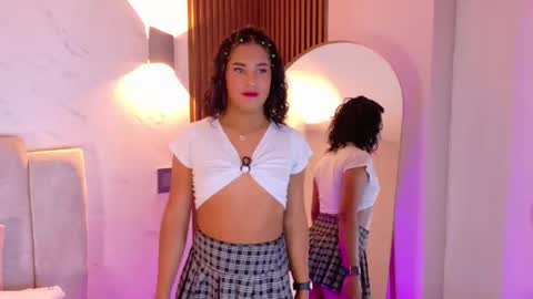 Snapshot of isabellaho1317 chatting on October 14, 9:37 pm Isabella online show from October 14, 9:37 pm