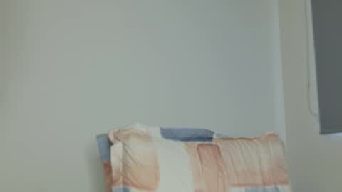 Isabella Hilton online show from February 17, 12:35 pm