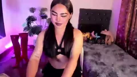 Siana online show from June 15, 1:46 pm