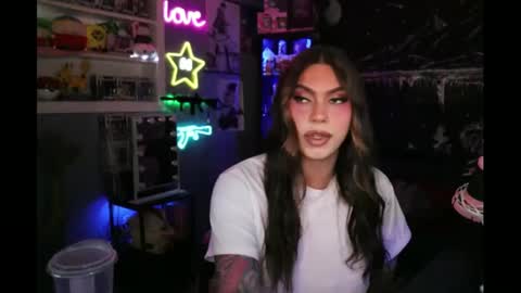 Snapshot of itsnickibabyy chatting on January 31, 8:01 pm Nicki Foxx online show from January 31, 8:01 pm