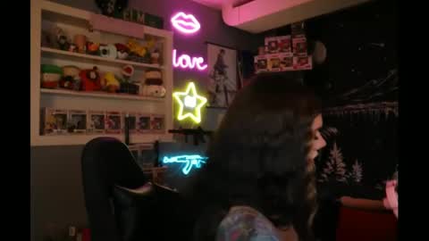 Snapshot of itsnickibabyy chatting on February 17, 1:36 am Nicki Foxx online show from February 17, 1:36 am