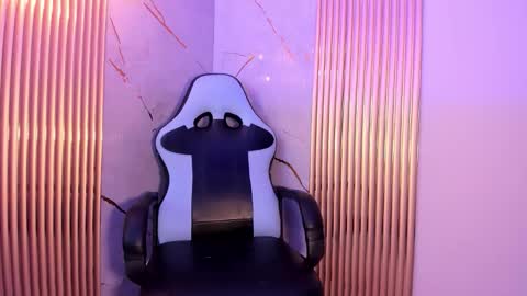 Ivon online show from November 5, 12:27 pm