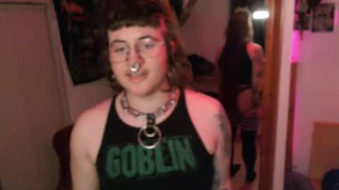 Ivy ShrumX online show from February 28, 2:07 am