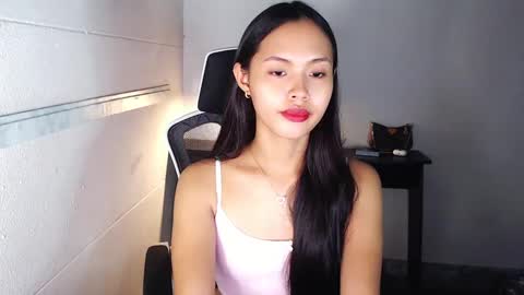 Snapshot of iyahfoxy777 chatting on December 2, 5:10 pm divaonopka online show from December 2, 5:10 pm