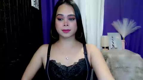 Jade online show from January 8, 1:09 pm