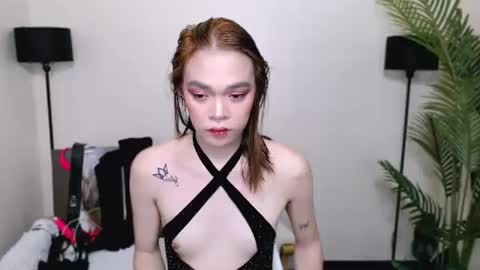 jelaimendoza13 online show from November 18, 12:10 am