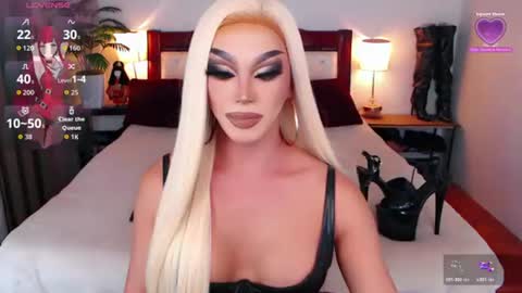 Queen Jenifer online show from June 23, 2:30 am