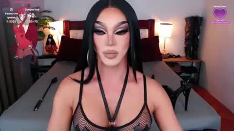 Queen Jenifer online show from June 25, 9:08 pm